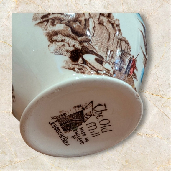 The Old Mill Creamer Pitcher Johnson Brothers England - Picture 7 of 8